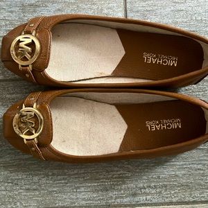 Michael Kors brown leather ballet flats. Size 8. Never worn outside.